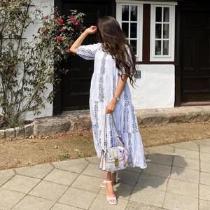 Meet your Posher, Nakat